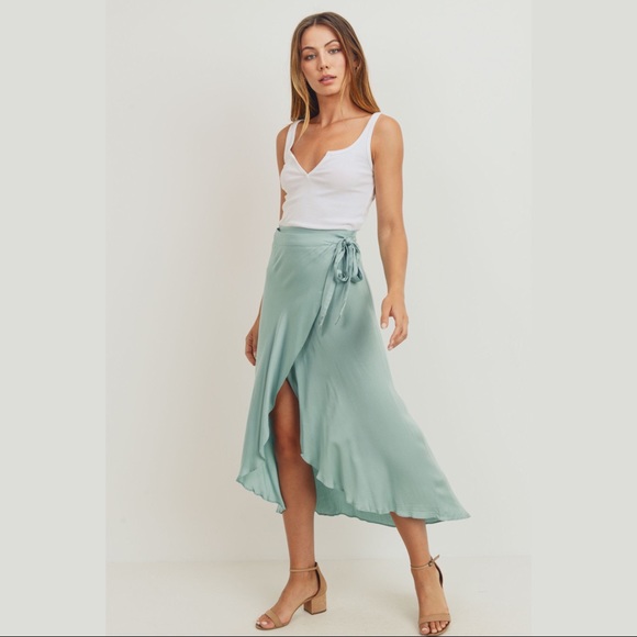 Paper Crane Dresses & Skirts - ❤️HP! Aqua Flowy Wrap Skirt